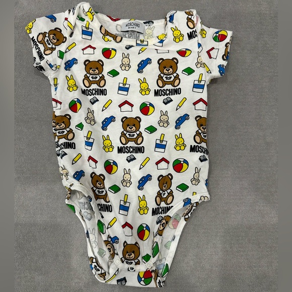 Kid’s Moschino 2 piece onesie set - Picture 3 of 4